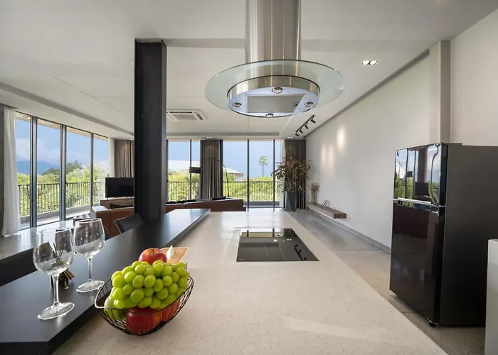 The Sense Apartment - Modern, Near My An Beach